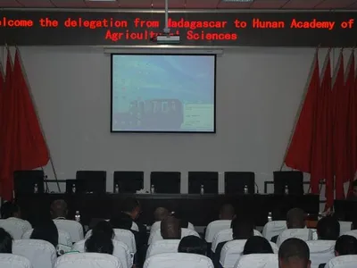 Conférence à l'HUNAN ACADEMY OF AGRICULTURE & SCIENCES, photo 1